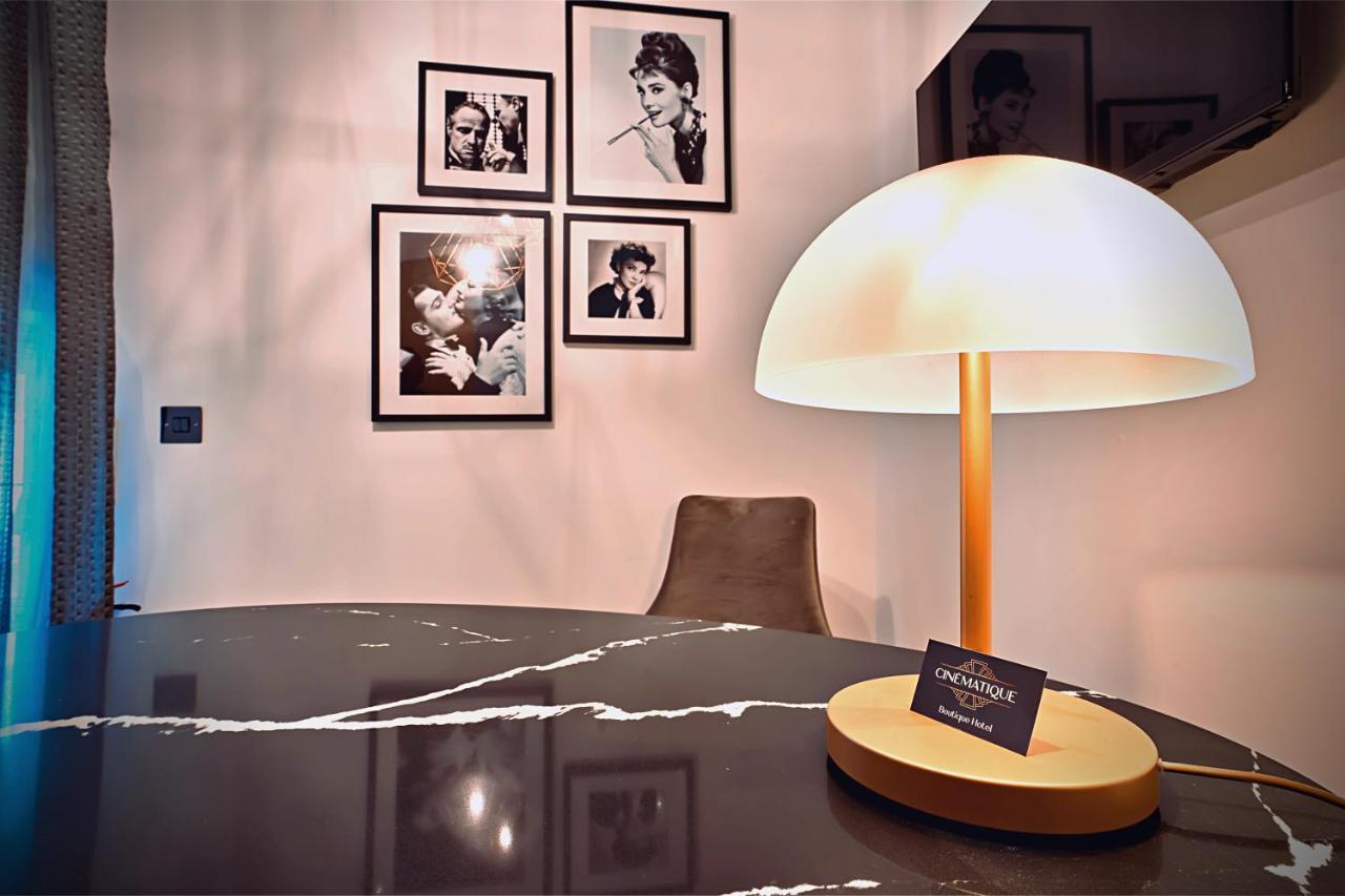 Cinematique Otel Mosta Dış mekan fotoğraf
