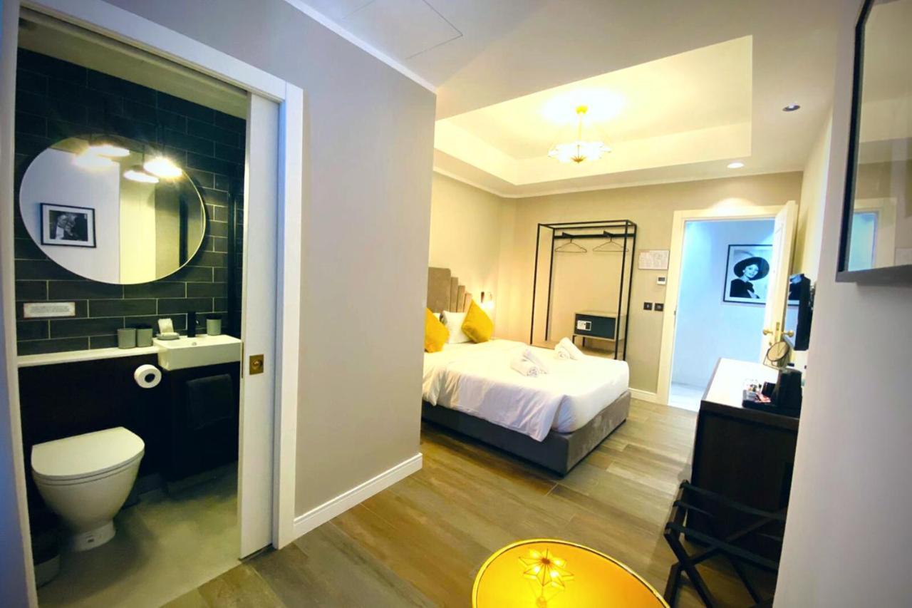 Cinematique Otel Mosta Dış mekan fotoğraf